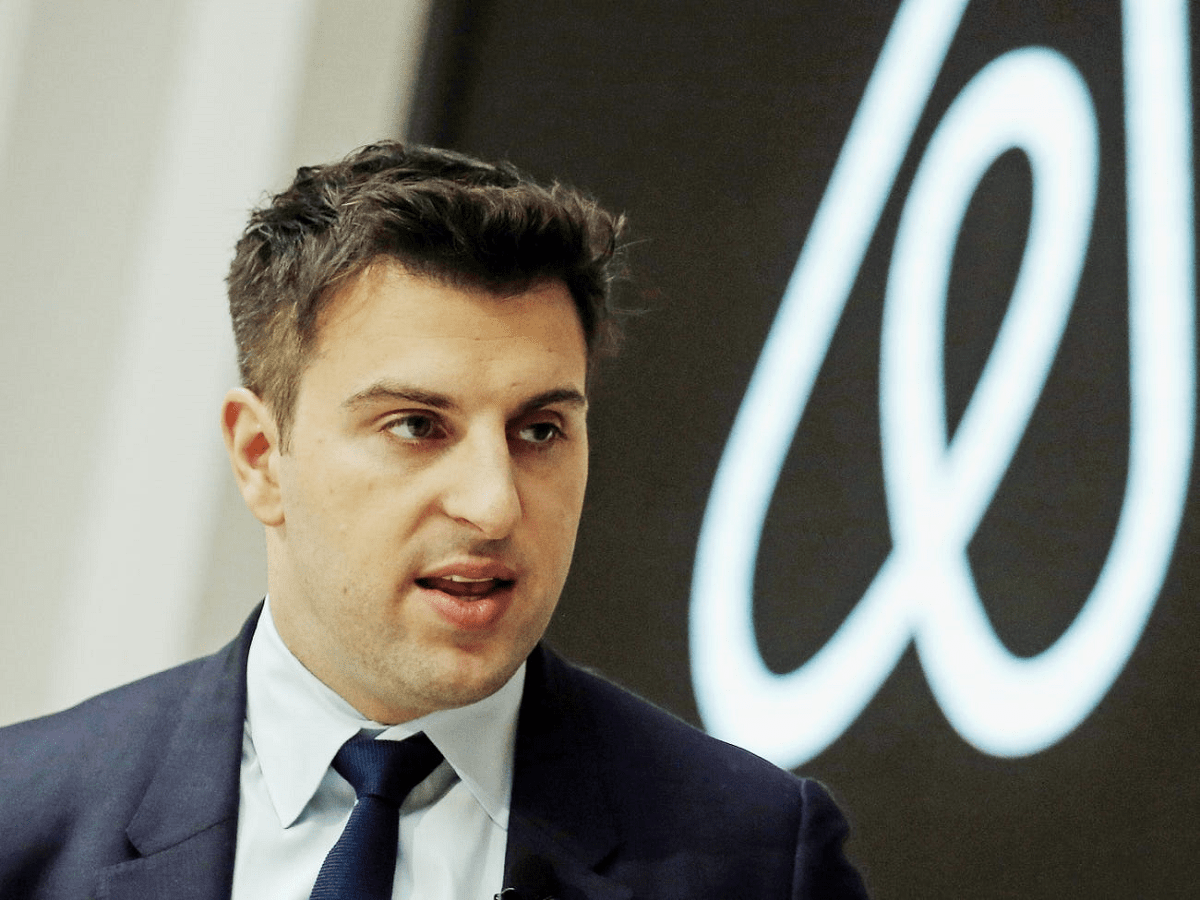 Brian Chesky (Airbnb): "Who you start a business with is more important than a good idea"